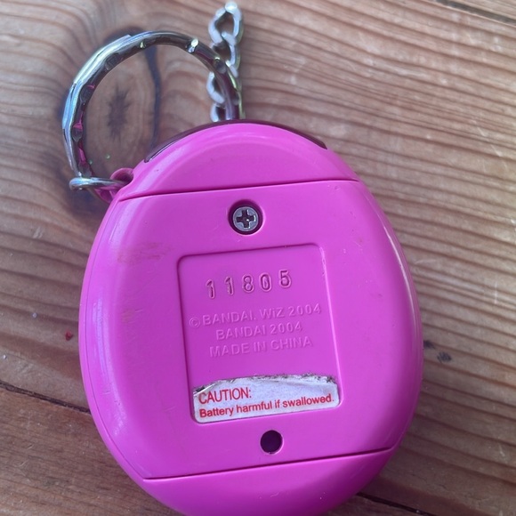 Tamagotchi Connection V4 2004 Pink Striped & Tamagotchi  Connection V3 Green... - Picture 5 of 5